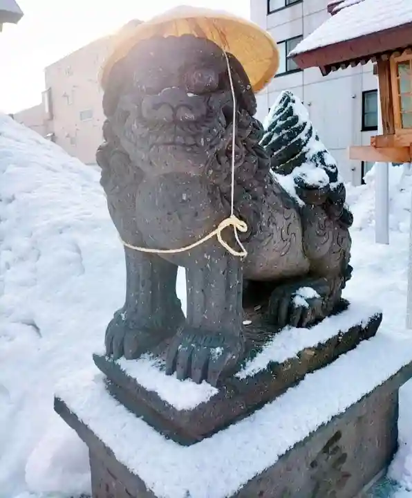 札幌諏訪神社の狛犬