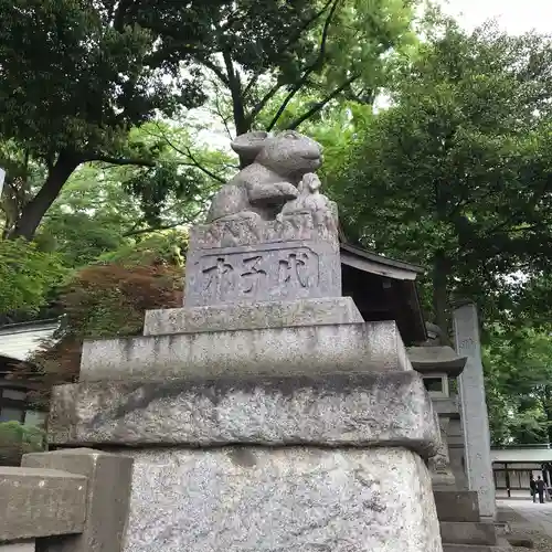 調神社の狛犬