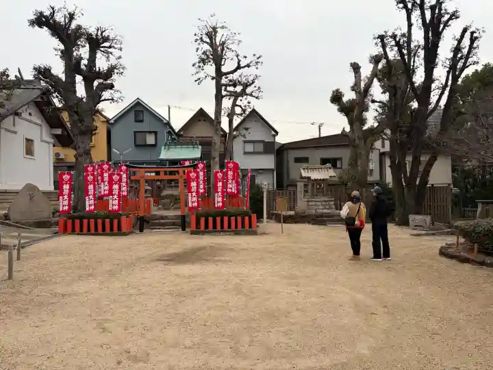 筒井八幡神社の{uncategorized: "未分類", other: "その他", undefined: "問題あり", building: "その他建物", grave: "お墓", sacred_gate: "鳥居", guardian: "狛犬", statue: "像", buddha: "仏像", history: "歴史", nature: "自然", garden: "庭園", animal: "動物", pagoda: "塔", temizu: "手水舎", mountain_gate: "山門・神門", sanctuary: "本殿・本堂", subordinate: "末社・摂社", art: "芸術", scenery: "景色", jizo: "地蔵", ema: "絵馬", goshuin: "御朱印", omikuji: "おみくじ", items: "授与品その他", amulet: "お守り", goshuincho: "御朱印帳", eats: "食事", festival: "お祭り", votive_dance: "神楽", shichigosan: "七五三参", wedding: "結婚式", experience: "体験その他", initially: "初詣", around: "周辺", anti_infection: "感染症対策"}