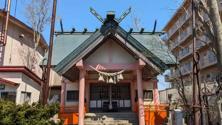 三吉神社の本殿・本堂