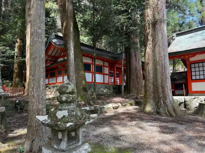 北畠神社の{uncategorized: "未分類", other: "その他", undefined: "問題あり", building: "その他建物", grave: "お墓", sacred_gate: "鳥居", guardian: "狛犬", statue: "像", buddha: "仏像", history: "歴史", nature: "自然", garden: "庭園", animal: "動物", pagoda: "塔", temizu: "手水舎", mountain_gate: "山門・神門", sanctuary: "本殿・本堂", subordinate: "末社・摂社", art: "芸術", scenery: "景色", jizo: "地蔵", ema: "絵馬", goshuin: "御朱印", omikuji: "おみくじ", items: "授与品その他", amulet: "お守り", goshuincho: "御朱印帳", eats: "食事", festival: "お祭り", votive_dance: "神楽", shichigosan: "七五三参", wedding: "結婚式", experience: "体験その他", initially: "初詣", around: "周辺", anti_infection: "感染症対策"}