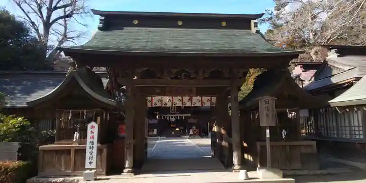 水戸八幡宮の山門・神門