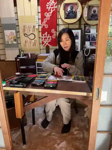 舎那院の{uncategorized: "未分類", other: "その他", undefined: "問題あり", building: "その他建物", grave: "お墓", sacred_gate: "鳥居", guardian: "狛犬", statue: "像", buddha: "仏像", history: "歴史", nature: "自然", garden: "庭園", animal: "動物", pagoda: "塔", temizu: "手水舎", mountain_gate: "山門・神門", sanctuary: "本殿・本堂", subordinate: "末社・摂社", art: "芸術", scenery: "景色", jizo: "地蔵", ema: "絵馬", goshuin: "御朱印", omikuji: "おみくじ", items: "授与品その他", amulet: "お守り", goshuincho: "御朱印帳", eats: "食事", festival: "お祭り", votive_dance: "神楽", shichigosan: "七五三参", wedding: "結婚式", experience: "体験その他", initially: "初詣", around: "周辺", anti_infection: "感染症対策"}