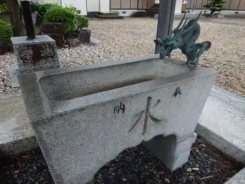 八幡社（東尾八幡社）の手水舎