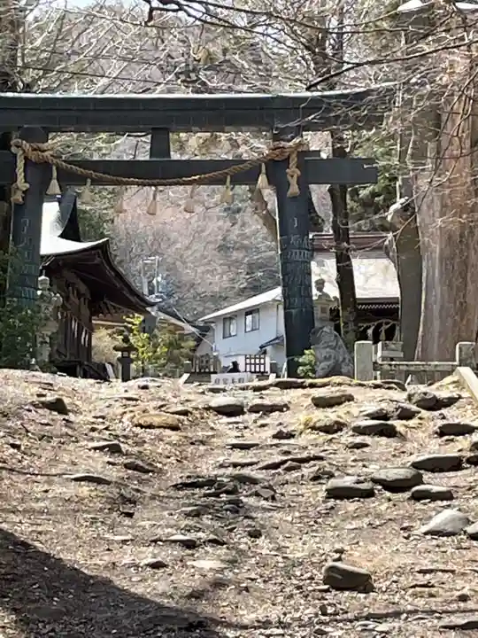 諏訪大社上社前宮のその他建物