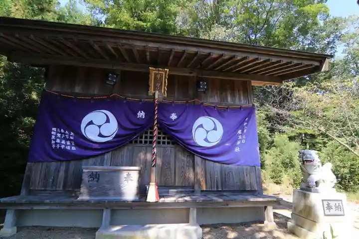 大六天麻王神社の本殿・本堂