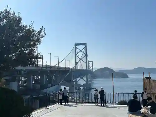鳴門御崎神社の{uncategorized: "未分類", other: "その他", undefined: "問題あり", building: "その他建物", grave: "お墓", sacred_gate: "鳥居", guardian: "狛犬", statue: "像", buddha: "仏像", history: "歴史", nature: "自然", garden: "庭園", animal: "動物", pagoda: "塔", temizu: "手水舎", mountain_gate: "山門・神門", sanctuary: "本殿・本堂", subordinate: "末社・摂社", art: "芸術", scenery: "景色", jizo: "地蔵", ema: "絵馬", goshuin: "御朱印", omikuji: "おみくじ", items: "授与品その他", amulet: "お守り", goshuincho: "御朱印帳", eats: "食事", festival: "お祭り", votive_dance: "神楽", shichigosan: "七五三参", wedding: "結婚式", experience: "体験その他", initially: "初詣", around: "周辺", anti_infection: "感染症対策"}