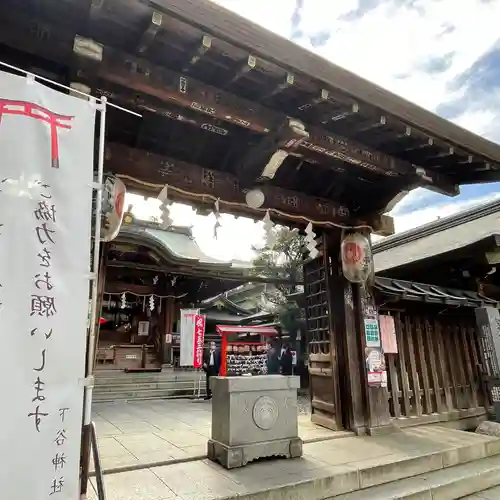 下谷神社の山門・神門