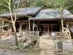 岩戸落葉神社の本殿