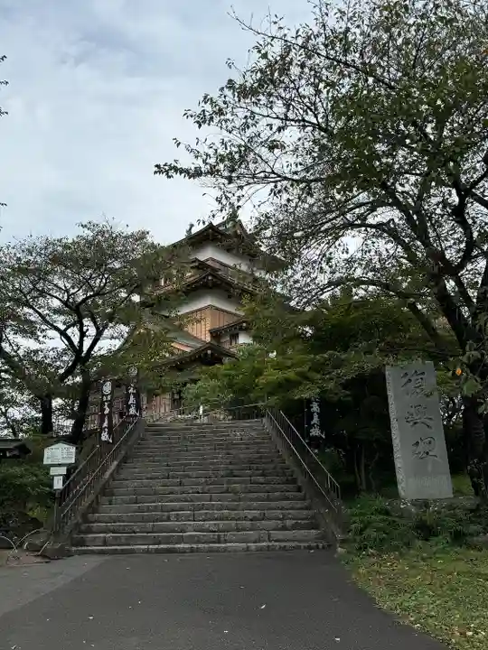 諏訪護国神社(長野県)