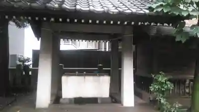 御園神社の手水舎