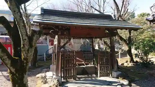 三囲神社の手水舎