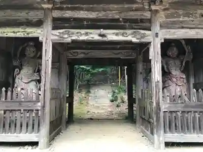 大山寺の山門・神門
