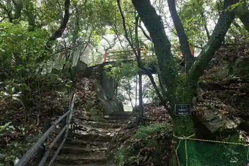 金華山御嶽神社の周辺