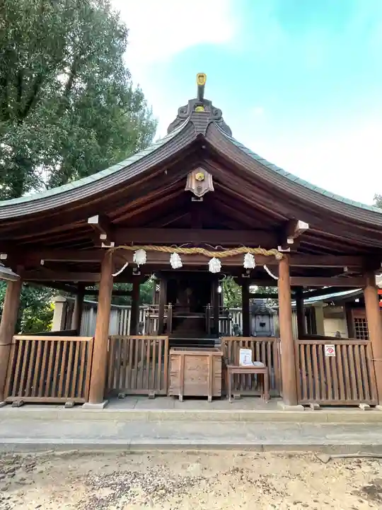 名次神社の本殿・本堂