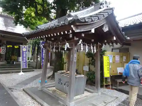 蛇窪神社の手水舎