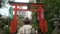 源九郎稲荷神社の鳥居
