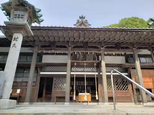 甲宗八幡宮の本殿