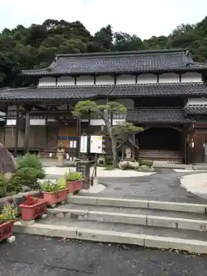 清巌寺の本殿・本堂