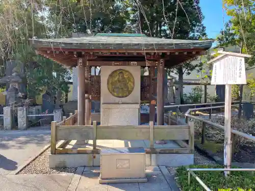 西新井大師総持寺の像