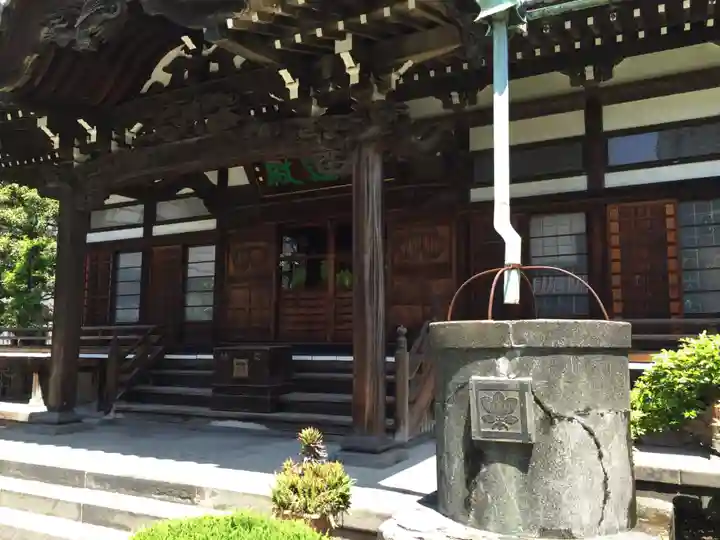 長遠寺の本殿・本堂