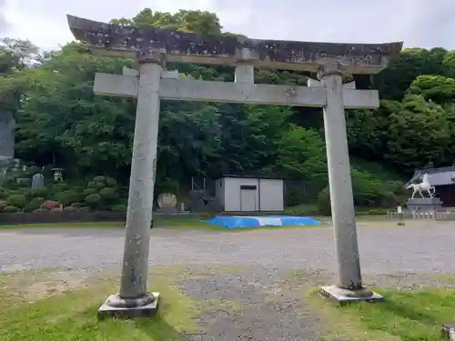 形原神社の鳥居