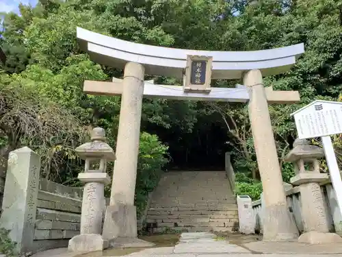 柿本神社の鳥居