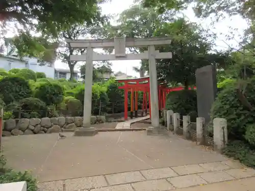 根津神社の鳥居