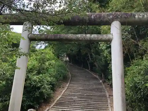 多和神社の鳥居