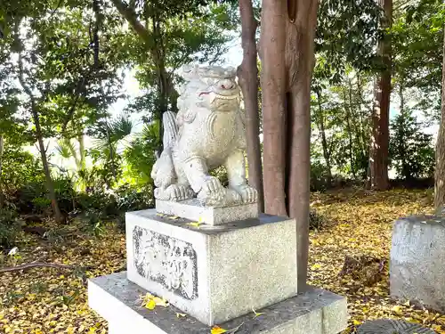 美里神社の狛犬