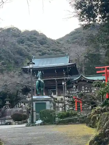 伊奈波神社の{uncategorized: "未分類", other: "その他", undefined: "問題あり", building: "その他建物", grave: "お墓", sacred_gate: "鳥居", guardian: "狛犬", statue: "像", buddha: "仏像", history: "歴史", nature: "自然", garden: "庭園", animal: "動物", pagoda: "塔", temizu: "手水舎", mountain_gate: "山門・神門", sanctuary: "本殿・本堂", subordinate: "末社・摂社", art: "芸術", scenery: "景色", jizo: "地蔵", ema: "絵馬", goshuin: "御朱印", omikuji: "おみくじ", items: "授与品その他", amulet: "お守り", goshuincho: "御朱印帳", eats: "食事", festival: "お祭り", votive_dance: "神楽", shichigosan: "七五三参", wedding: "結婚式", experience: "体験その他", initially: "初詣", around: "周辺", anti_infection: "感染症対策"}