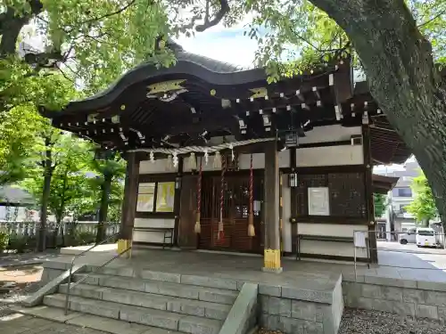 橘樹神社の{uncategorized: "未分類", other: "その他", undefined: "問題あり", building: "その他建物", grave: "お墓", sacred_gate: "鳥居", guardian: "狛犬", statue: "像", buddha: "仏像", history: "歴史", nature: "自然", garden: "庭園", animal: "動物", pagoda: "塔", temizu: "手水舎", mountain_gate: "山門・神門", sanctuary: "本殿・本堂", subordinate: "末社・摂社", art: "芸術", scenery: "景色", jizo: "地蔵", ema: "絵馬", goshuin: "御朱印", omikuji: "おみくじ", items: "授与品その他", amulet: "お守り", goshuincho: "御朱印帳", eats: "食事", festival: "お祭り", votive_dance: "神楽", shichigosan: "七五三参", wedding: "結婚式", experience: "体験その他", initially: "初詣", around: "周辺", anti_infection: "感染症対策"}