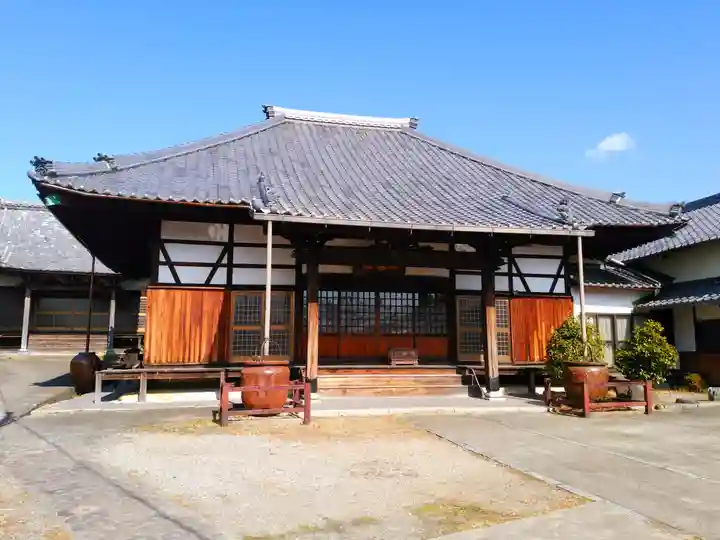 光明寺の本殿・本堂