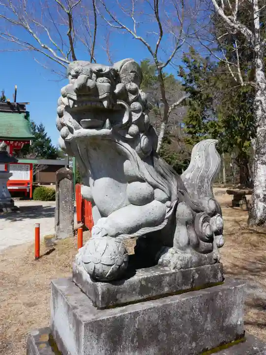 八雲神社の狛犬