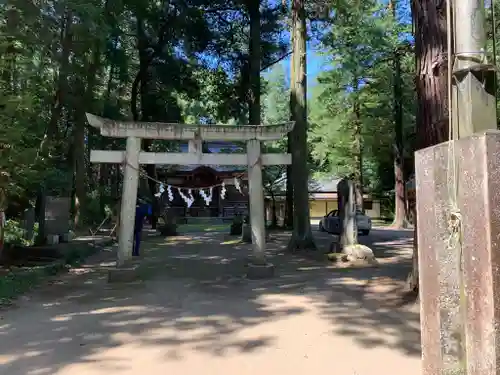 根渡神社の鳥居