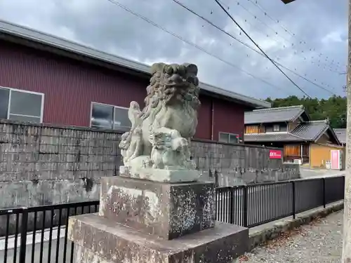 新町神社の狛犬