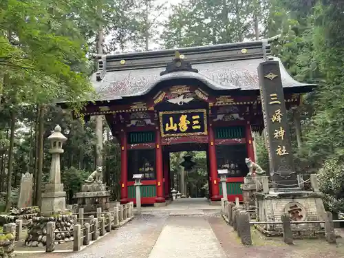 三峯神社奥宮(埼玉県)