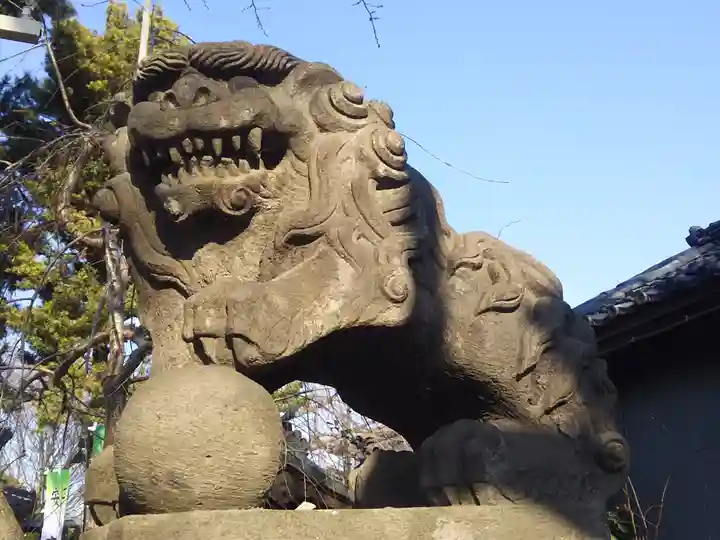 鴻神社の狛犬