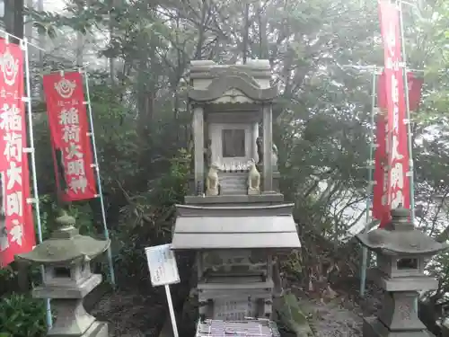 那須温泉神社の末社・摂社