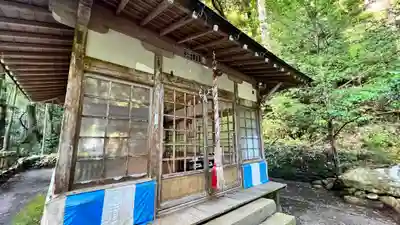 滝尻王子宮十郷神社の本殿・本堂