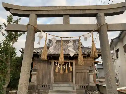 磯邊神社の鳥居