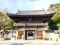 魚吹八幡神社の山門・神門
