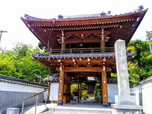 福田寺の山門