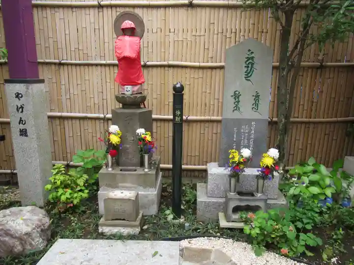 薬研堀不動院(川崎大師東京別院)の地蔵
