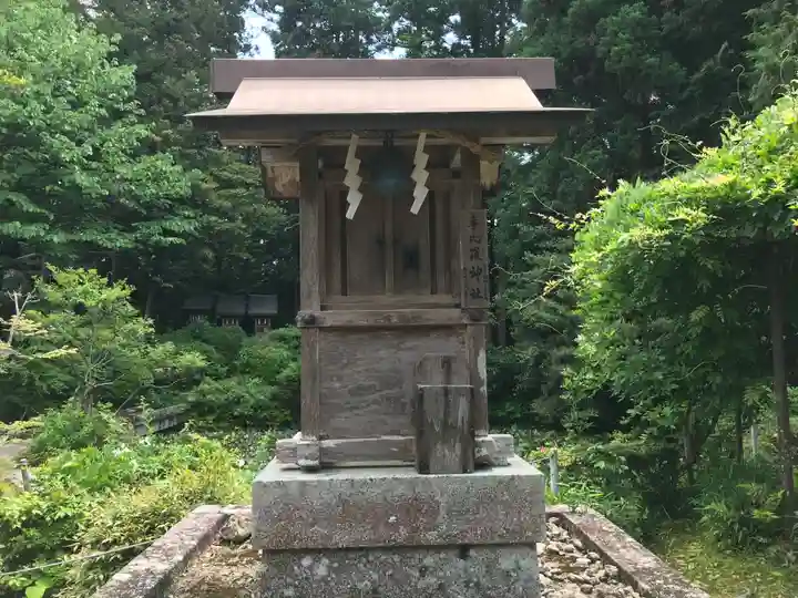 馬見岡綿向神社の末社・摂社