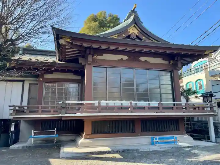 新宿下落合氷川神社の{uncategorized: "未分類", other: "その他", undefined: "問題あり", building: "その他建物", grave: "お墓", sacred_gate: "鳥居", guardian: "狛犬", statue: "像", buddha: "仏像", history: "歴史", nature: "自然", garden: "庭園", animal: "動物", pagoda: "塔", temizu: "手水舎", mountain_gate: "山門・神門", sanctuary: "本殿・本堂", subordinate: "末社・摂社", art: "芸術", scenery: "景色", jizo: "地蔵", ema: "絵馬", goshuin: "御朱印", omikuji: "おみくじ", items: "授与品その他", amulet: "お守り", goshuincho: "御朱印帳", eats: "食事", festival: "お祭り", votive_dance: "神楽", shichigosan: "七五三参", wedding: "結婚式", experience: "体験その他", initially: "初詣", around: "周辺", anti_infection: "感染症対策"}