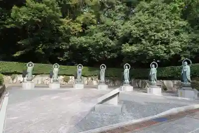 花山院菩提寺の地蔵