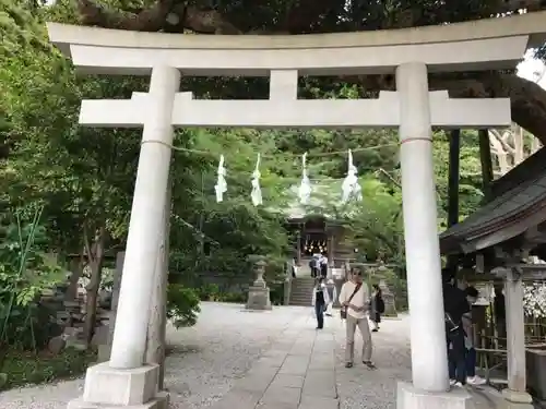 御霊神社の鳥居