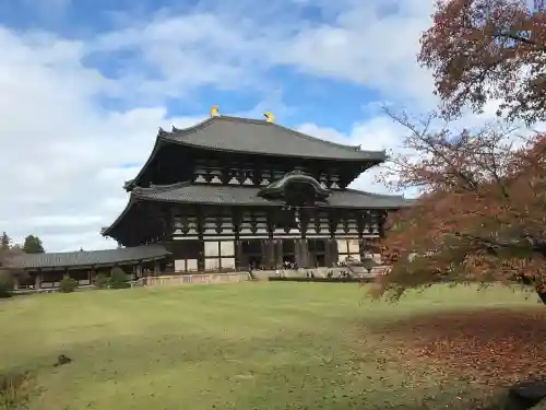 東大寺の{uncategorized: "未分類", other: "その他", undefined: "問題あり", building: "その他建物", grave: "お墓", sacred_gate: "鳥居", guardian: "狛犬", statue: "像", buddha: "仏像", history: "歴史", nature: "自然", garden: "庭園", animal: "動物", pagoda: "塔", temizu: "手水舎", mountain_gate: "山門・神門", sanctuary: "本殿・本堂", subordinate: "末社・摂社", art: "芸術", scenery: "景色", jizo: "地蔵", ema: "絵馬", goshuin: "御朱印", omikuji: "おみくじ", items: "授与品その他", amulet: "お守り", goshuincho: "御朱印帳", eats: "食事", festival: "お祭り", votive_dance: "神楽", shichigosan: "七五三参", wedding: "結婚式", experience: "体験その他", initially: "初詣", around: "周辺", anti_infection: "感染症対策"}
