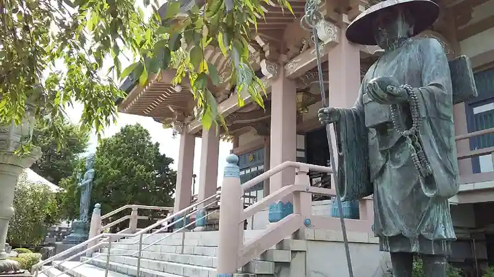 多聞寺の本殿・本堂